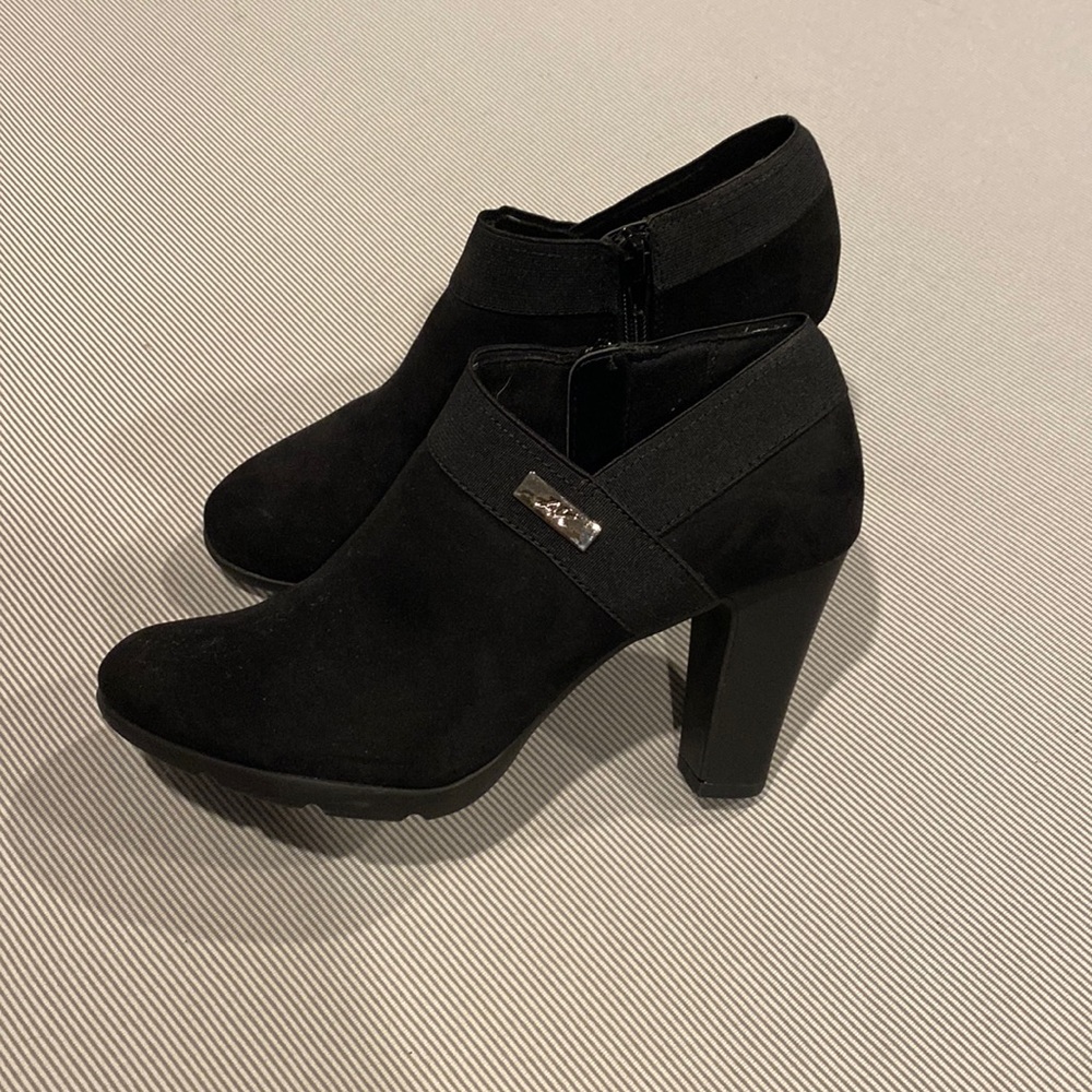 black heels